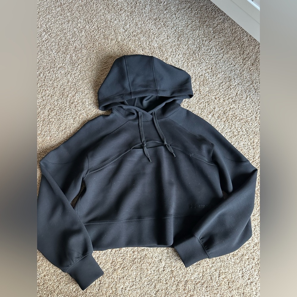 lululemon Get Centered Crop Hoodie